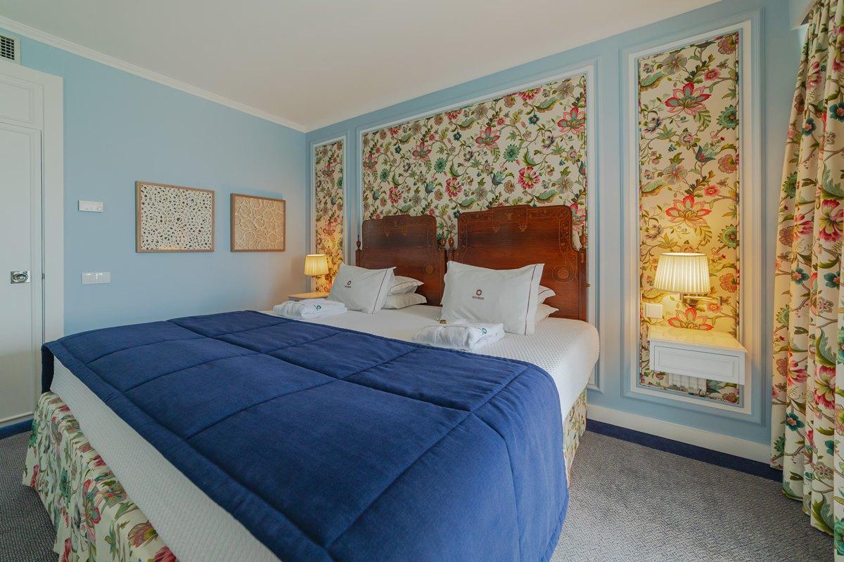Hotel Solverde Spa And Wellness Center Вила-Нова-ди-Гая Экстерьер фото A bedroom at the hotel